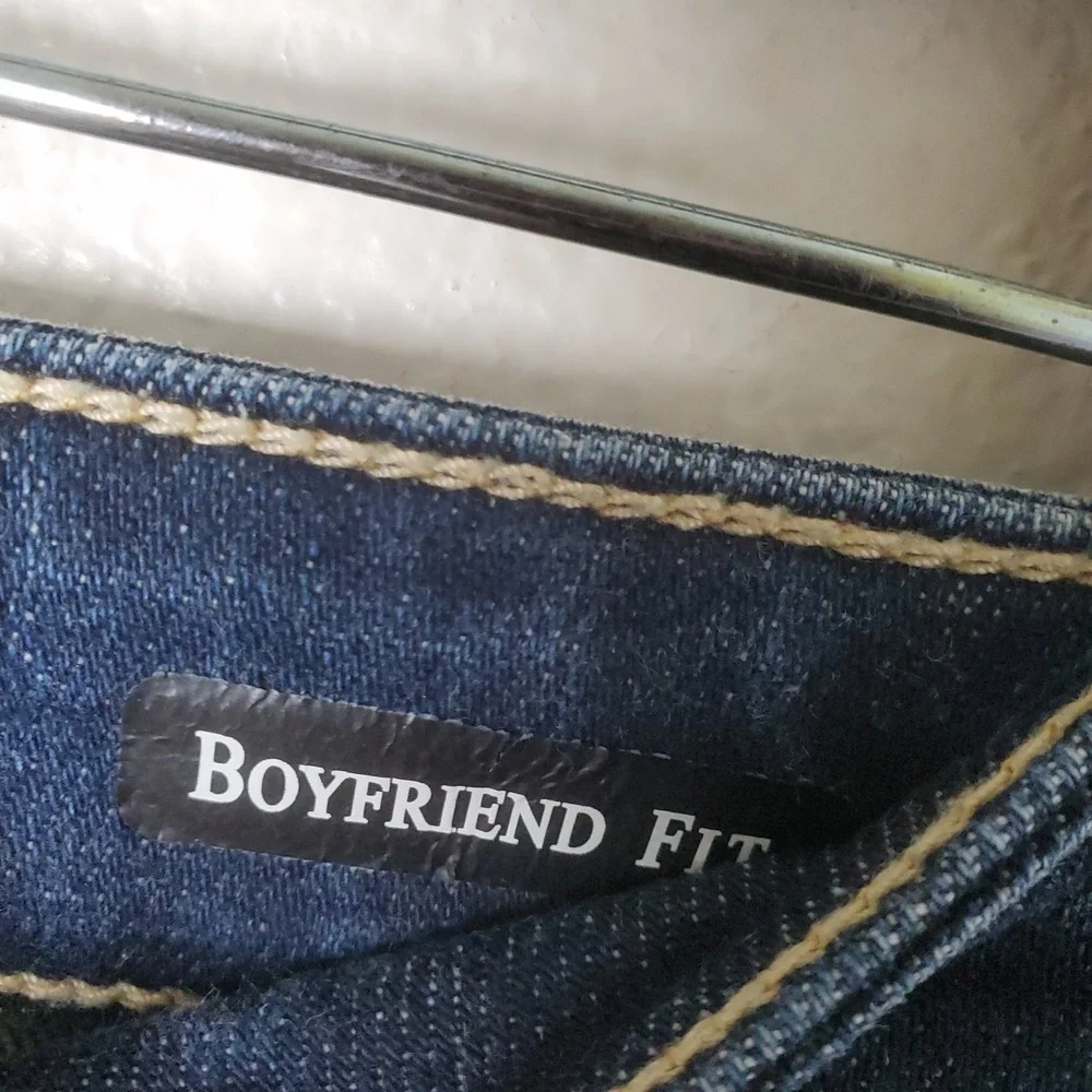 Judy Blue Boyfriend Fit Distressed‎ Stretch Denim Jeans Size 5 / 27 JB82427MD-CO